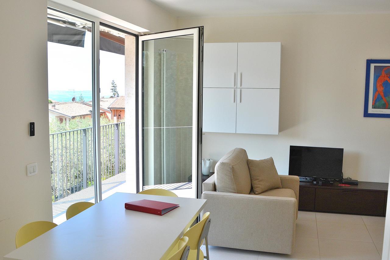 Ca Gardesana With Pool Villa Bagian luar foto