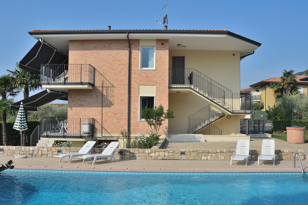 Ca Gardesana With Pool Villa Bagian luar foto