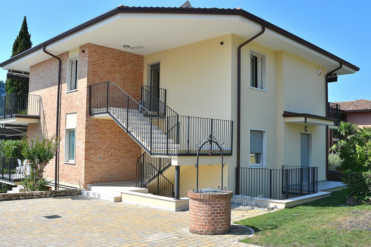 Ca Gardesana With Pool Villa Bagian luar foto
